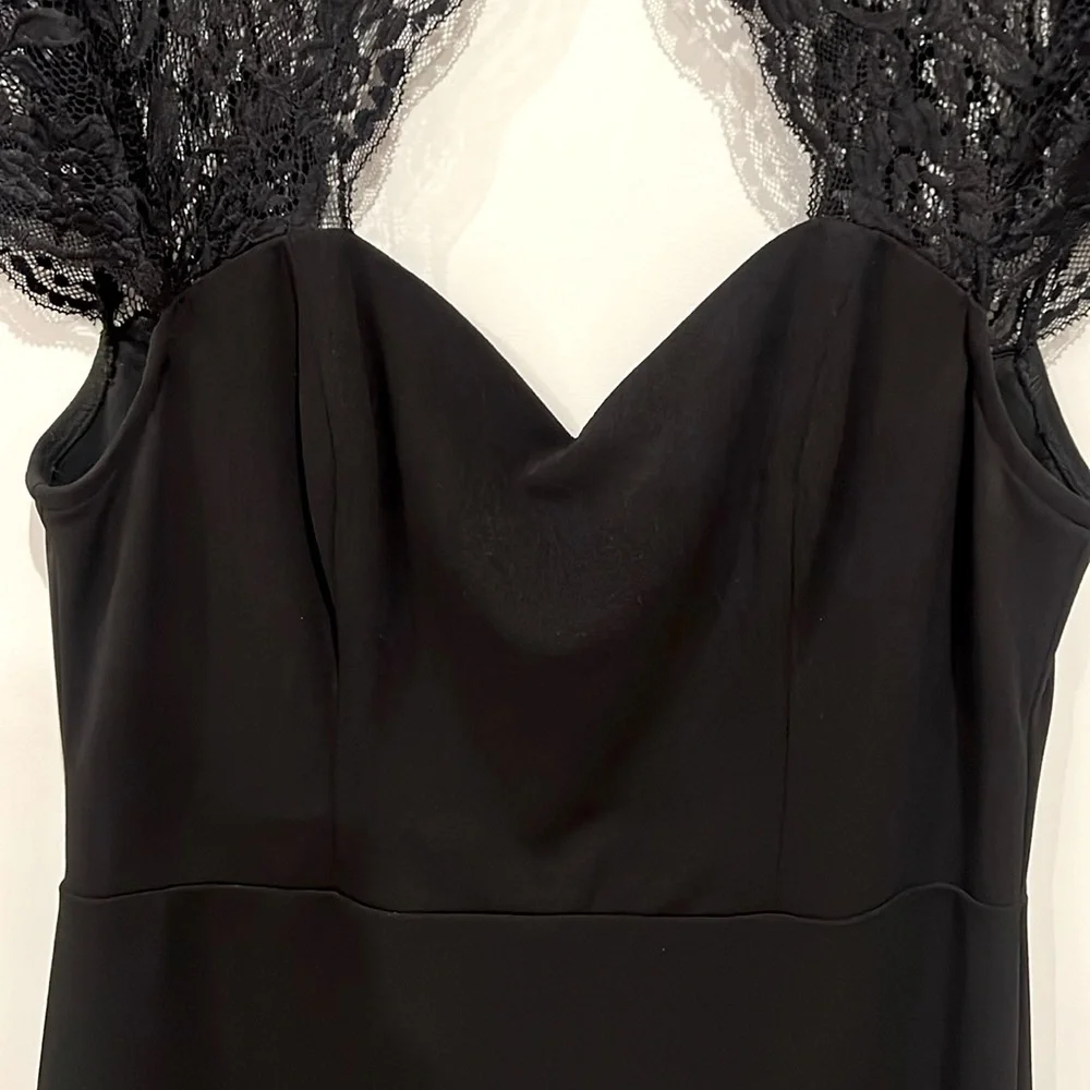 Premier Amour Black Dress - Picture 8 of 9